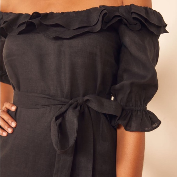 REFORMATION Indio Off the Shoulder mini Dress - Picture 2 of 10